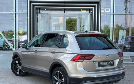 Volkswagen Tiguan II, 2017 год, 2 300 000 рублей, 6 фотография