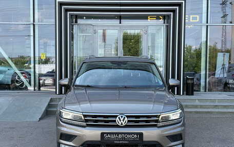 Volkswagen Tiguan II, 2017 год, 2 300 000 рублей, 2 фотография
