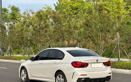 BMW 1 серия, 2022 год, 1 150 000 рублей, 4 фотография