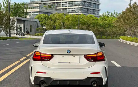 BMW 1 серия, 2022 год, 1 150 000 рублей, 5 фотография
