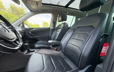 Volkswagen Tiguan II, 2017 год, 2 300 000 рублей, 13 фотография