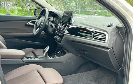BMW 1 серия, 2022 год, 1 150 000 рублей, 13 фотография