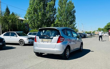 Honda Fit III, 2010 год, 709 000 рублей, 6 фотография