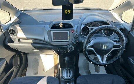 Honda Fit III, 2010 год, 709 000 рублей, 15 фотография