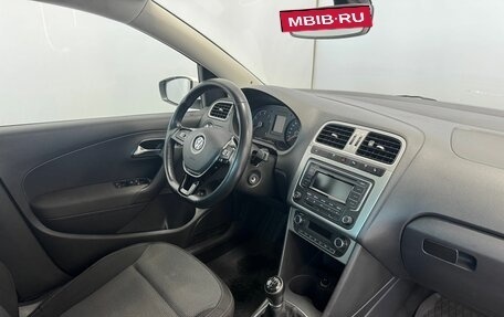 Volkswagen Polo VI (EU Market), 2015 год, 845 000 рублей, 4 фотография