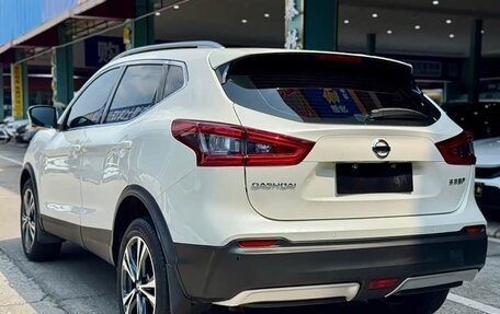 Nissan Qashqai, 2022 год, 1 650 000 рублей, 5 фотография