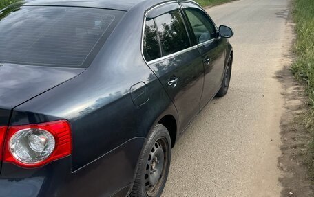 Volkswagen Jetta VI, 2005 год, 700 000 рублей, 6 фотография