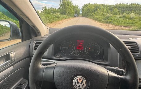 Volkswagen Jetta VI, 2005 год, 700 000 рублей, 12 фотография