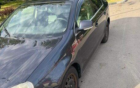 Volkswagen Jetta VI, 2005 год, 700 000 рублей, 20 фотография