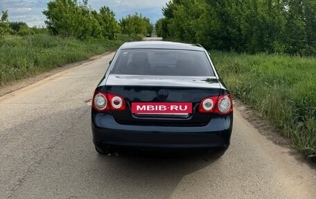 Volkswagen Jetta VI, 2005 год, 700 000 рублей, 9 фотография