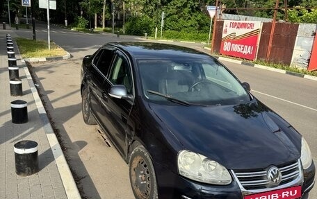Volkswagen Jetta VI, 2005 год, 700 000 рублей, 4 фотография