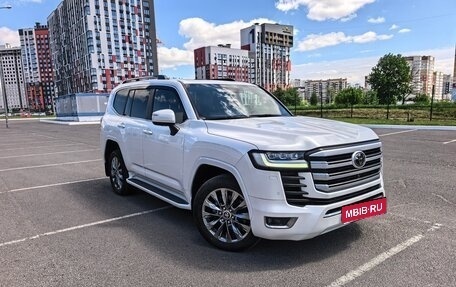 Toyota Land Cruiser, 2021 год, 9 000 000 рублей, 1 фотография