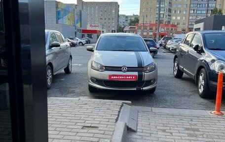 Volkswagen Polo VI (EU Market), 2012 год, 550 000 рублей, 1 фотография