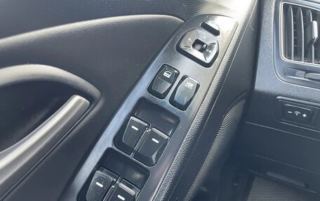 Hyundai ix35 I рестайлинг, 2010 год, 1 099 000 рублей, 15 фотография