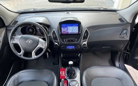 Hyundai ix35 I рестайлинг, 2010 год, 1 099 000 рублей, 10 фотография