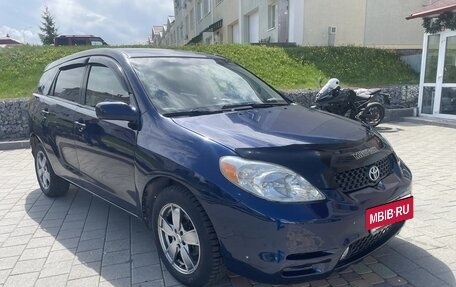 Toyota Matrix, 2003 год, 555 000 рублей, 3 фотография
