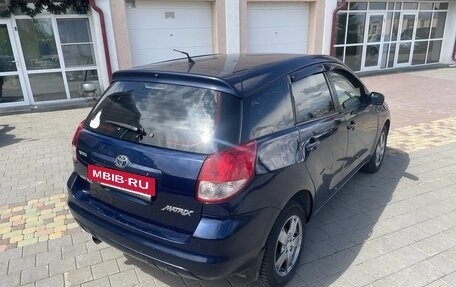 Toyota Matrix, 2003 год, 555 000 рублей, 7 фотография