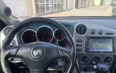Toyota Matrix, 2003 год, 555 000 рублей, 11 фотография