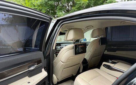 BMW 7 серия, 2012 год, 1 580 000 рублей, 28 фотография