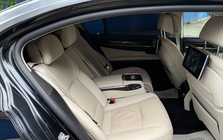 BMW 7 серия, 2012 год, 1 580 000 рублей, 36 фотография