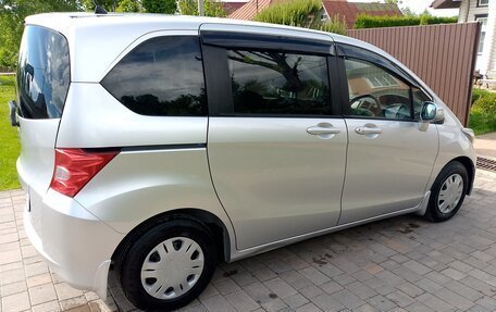 Honda Freed I, 2010 год, 1 100 000 рублей, 12 фотография