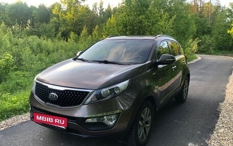 KIA Sportage III, 2015 год, 1 350 000 рублей, 2 фотография