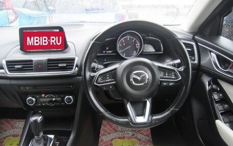 Mazda Axela, 2016 год, 980 000 рублей, 21 фотография