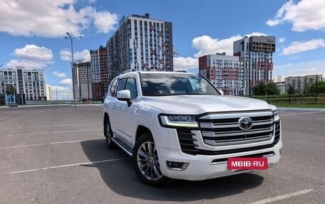 Toyota Land Cruiser, 2021 год, 9 000 000 рублей, 2 фотография