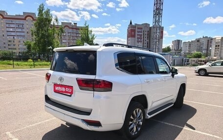 Toyota Land Cruiser, 2021 год, 9 000 000 рублей, 4 фотография