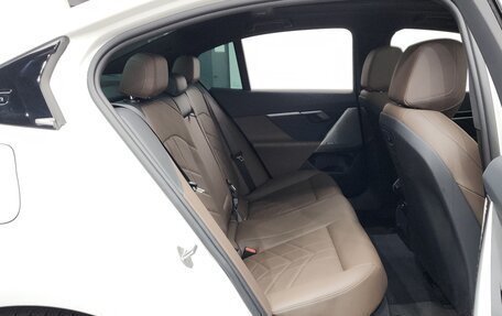 BMW 5 серия, 2024 год, 5 241 010 рублей, 18 фотография
