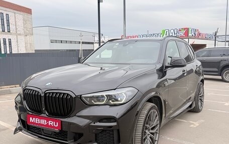 BMW X5, 2021 год, 7 450 000 рублей, 2 фотография