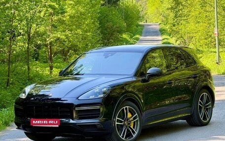 Porsche Cayenne III, 2021 год, 18 500 000 рублей, 2 фотография