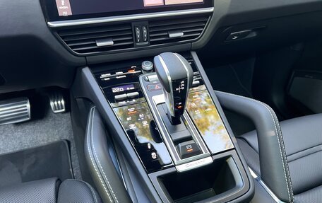 Porsche Cayenne III, 2021 год, 18 500 000 рублей, 15 фотография