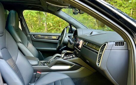 Porsche Cayenne III, 2021 год, 18 500 000 рублей, 17 фотография