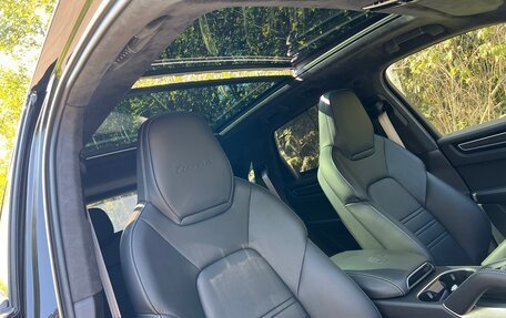 Porsche Cayenne III, 2021 год, 18 500 000 рублей, 24 фотография
