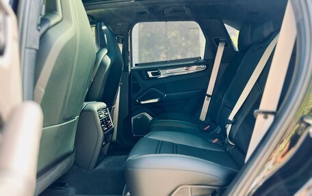 Porsche Cayenne III, 2021 год, 18 500 000 рублей, 31 фотография