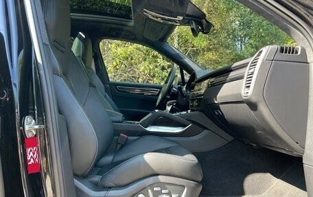 Porsche Cayenne III, 2021 год, 18 500 000 рублей, 30 фотография