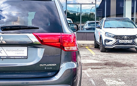 Mitsubishi Outlander III рестайлинг 3, 2020 год, 2 281 081 рублей, 6 фотография