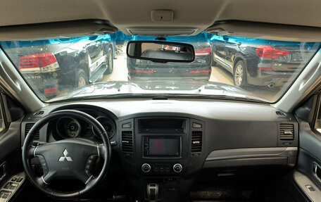 Mitsubishi Pajero IV, 2011 год, 1 650 000 рублей, 17 фотография
