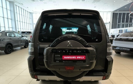 Mitsubishi Pajero IV, 2011 год, 1 650 000 рублей, 7 фотография