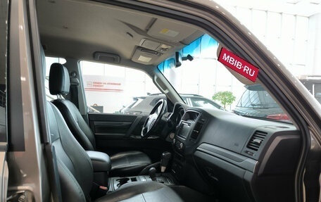 Mitsubishi Pajero IV, 2011 год, 1 650 000 рублей, 13 фотография