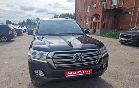 Toyota Land Cruiser 200, 2016 год, 4 400 000 рублей, 2 фотография