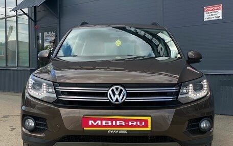 Volkswagen Tiguan I, 2013 год, 1 800 000 рублей, 2 фотография