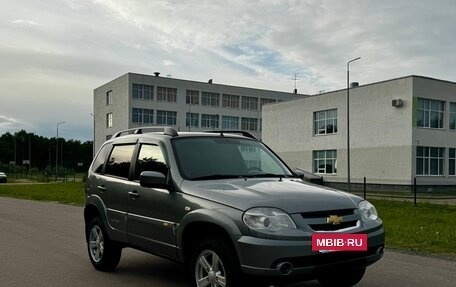 Chevrolet Niva I рестайлинг, 2014 год, 599 000 рублей, 3 фотография