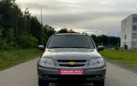 Chevrolet Niva I рестайлинг, 2014 год, 599 000 рублей, 2 фотография