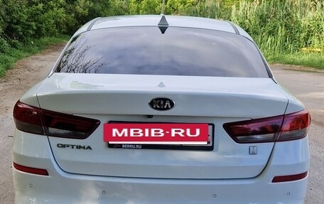 KIA Optima IV, 2019 год, 2 100 000 рублей, 2 фотография
