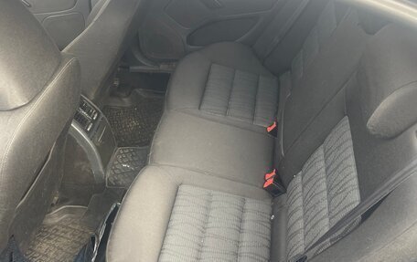 Skoda Octavia, 2011 год, 750 000 рублей, 7 фотография