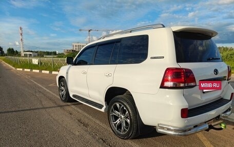 Toyota Land Cruiser 200, 2011 год, 3 300 000 рублей, 7 фотография