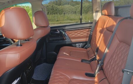 Toyota Land Cruiser 200, 2011 год, 3 300 000 рублей, 13 фотография