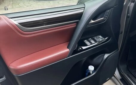 Lexus LX III, 2019 год, 10 500 000 рублей, 10 фотография